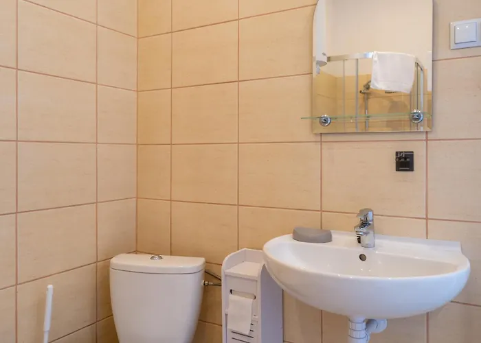 Urban Harmony By Bookinghost *